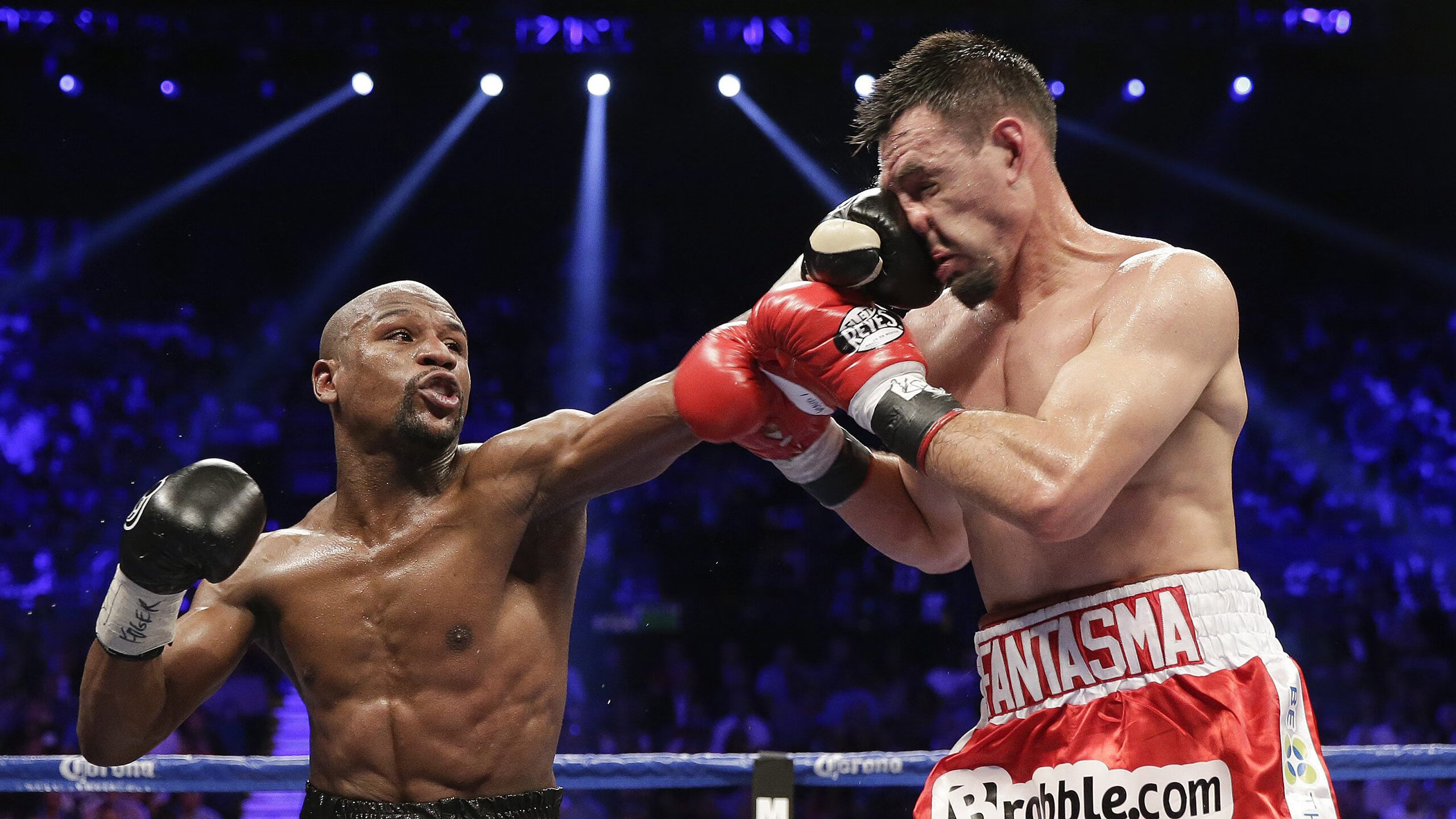 快船全队前往社区学校开展公益教学